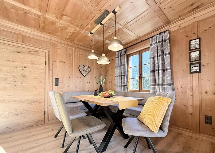 Haus Carolus Apartment *