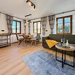 Haus Carolus * Elbigenalp