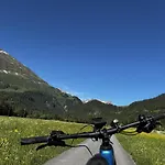 Haus Carolus * Elbigenalp