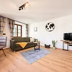 Haus Carolus Διαμέρισμα Elbigenalp