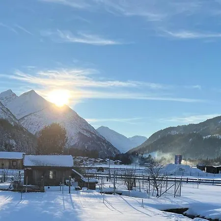 Haus Carolus * Elbigenalp