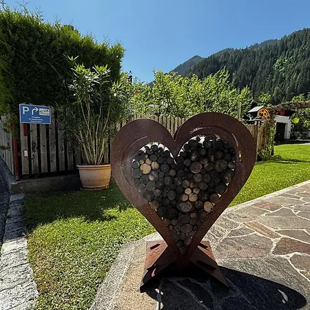 Apartment Haus Carolus *