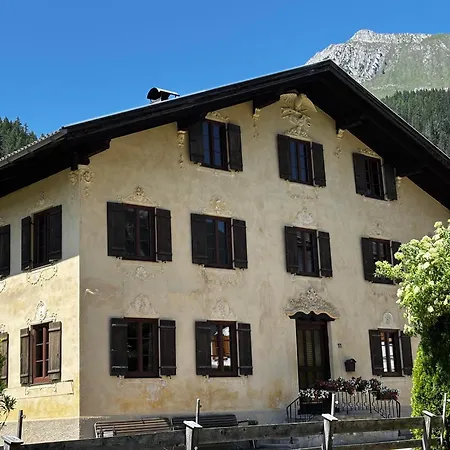 Apartman Haus Carolus *