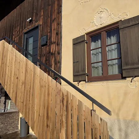 Haus Carolus Apartman *