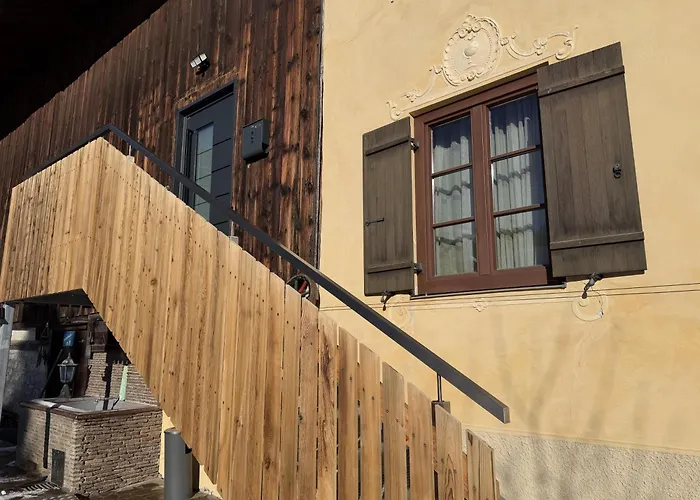 Haus Carolus Apartman *